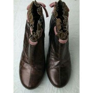 Kensie Women’s Felta Ankle Booties Dark Brown Metallic Leather 269 size 8md